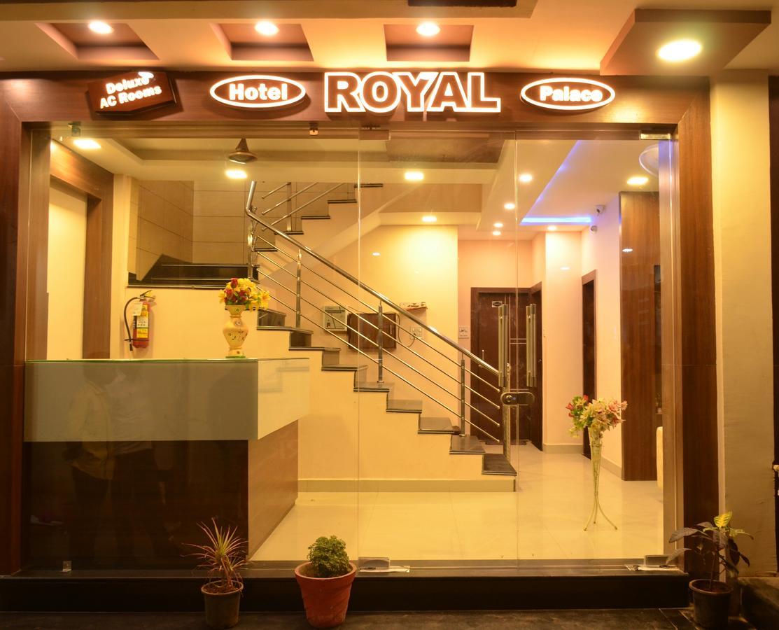 Hotel Royal Palace - 150 Meters From Mahakal Temple Udždžain Exteriér fotografie